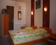 Titlu poza 3