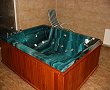 Jacuzzi
