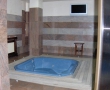 Jacuzzi