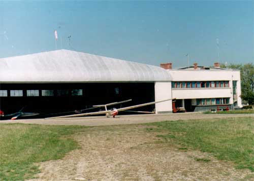 Aeroprotul Satu Mare